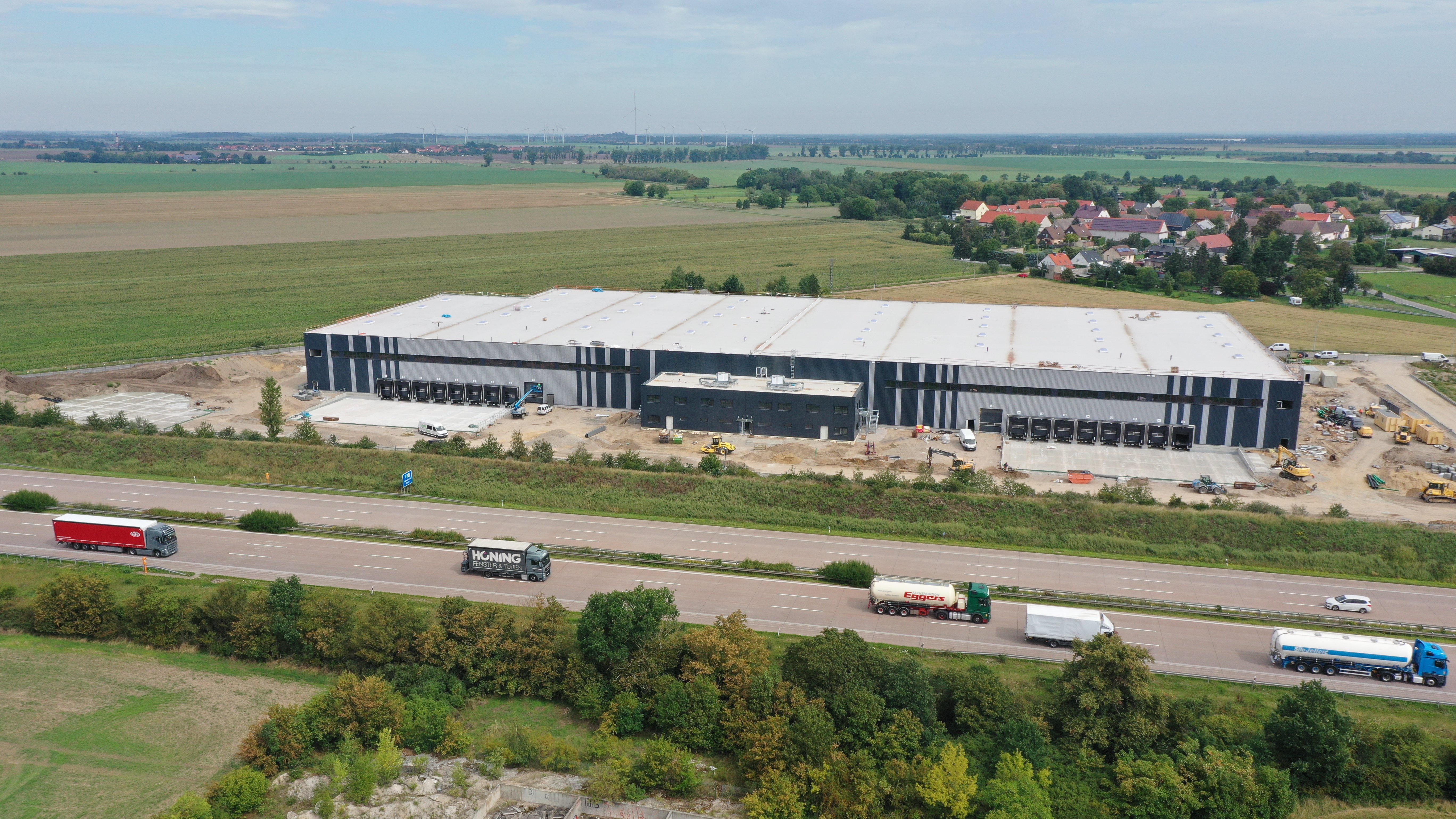 Lagerhalle zur Miete 15.400 m²<br/>Lagerfläche ab 7.200 m²<br/>Teilbarkeit Gottenz Kabelsketal 06184