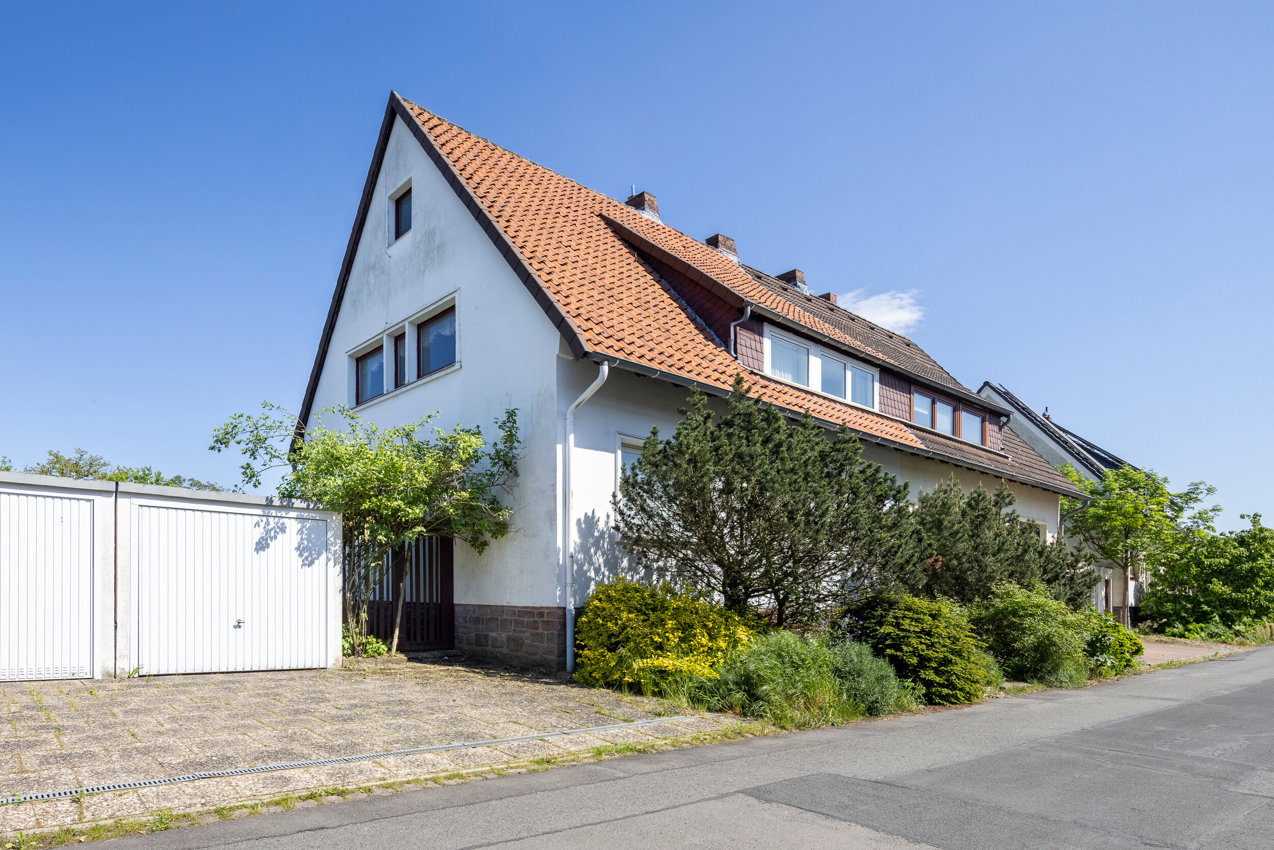 Einfamilienhaus zum Kauf 330.000 € 5 Zimmer 129 m²<br/>Wohnfläche 834 m²<br/>Grundstück Laatzen - Alt Laatzen 30880