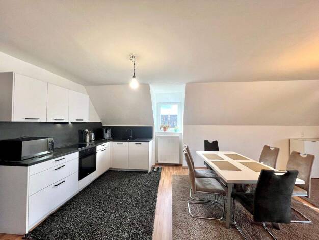 Wohnung zur Miete 1.025 € 3 Zimmer 122 m² 3. Geschoss frei ab 01.01.2026 Wetzlar 35578