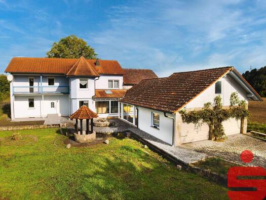 Mehrfamilienhaus zum Kauf 450.000 € 7 Zimmer 233,1 m² 1.573 m² Grundstück frei ab sofort Eußenheim 97776