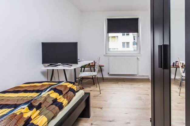 WG-Zimmer zur Miete Wohnen auf Zeit 550 € 11 m² 1. Geschoss frei ab 01.05.2026 Herderstraße 00 Nordend - Ost Frankfurt am Main 60316