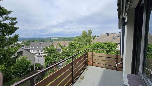 Wohnung zur Miete 530 € 2 Zimmer 64,5 m² 1. Geschoss Hägener Str. 65 Nordstadt Remscheid 42855