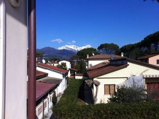 Einfamilienhaus zum Kauf 1.800.000 € 3 Zimmer 180 m² 300 m² Grundstück Forte dei Marmi 55042