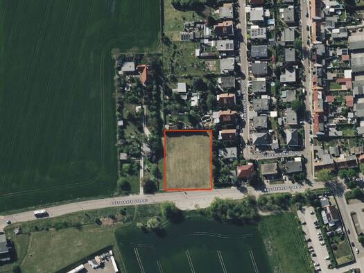 Grundstück zum Kauf provisionsfrei 200.000 € 2.722 m² Grundstück frei ab sofort Bernburg 06406