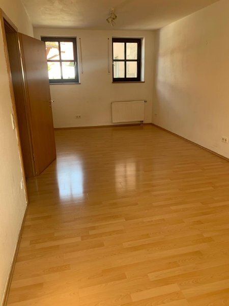 Studio zur Miete 380 € 1 Zimmer 32 m²<br/>Wohnfläche EG<br/>Geschoss ab sofort<br/>Verfügbarkeit Altdorf Altdorf bei Nürnberg 90518