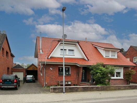 Doppelhaushälfte zum Kauf 260.000 € 4 Zimmer 108 m² 392 m² Grundstück Nordhorn 48529