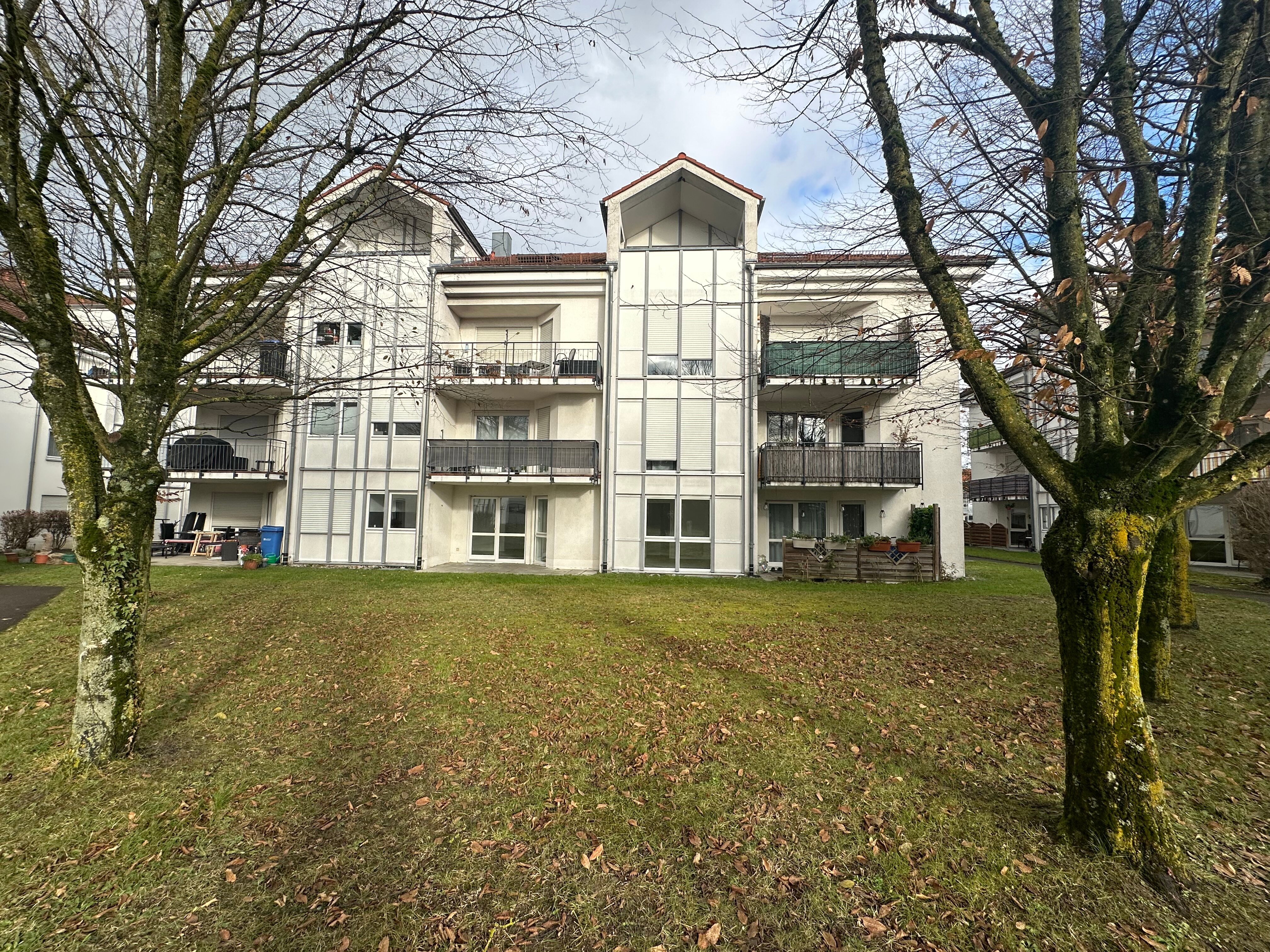 Terrassenwohnung zur Miete 750 € 2 Zimmer 62 m²<br/>Wohnfläche EG<br/>Geschoss ab sofort<br/>Verfügbarkeit Laupheim Laupheim 88471