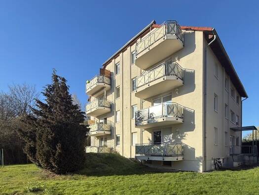 Wohnung zum Kauf 149.900 € 2 Zimmer 57 m² 1. Geschoss Engelsdorf Leipzig 04319