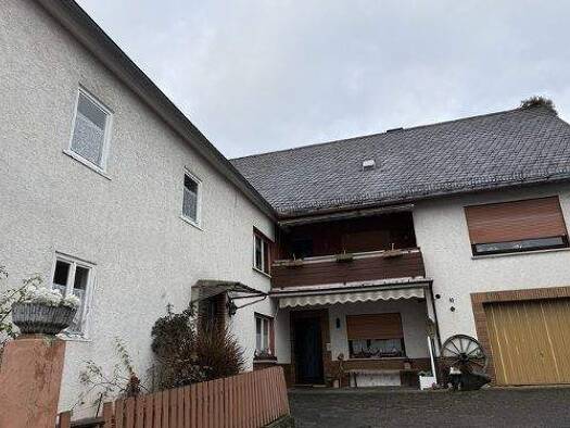Wohnung zum Kauf 319.000 € 9 Zimmer 350 m² 2. Geschoss Aßlar 35614