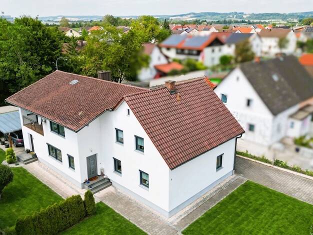Einfamilienhaus zum Kauf 450.000 € 9 Zimmer 188 m² 711 m² Grundstück Dingolfing Dingolfing 84130