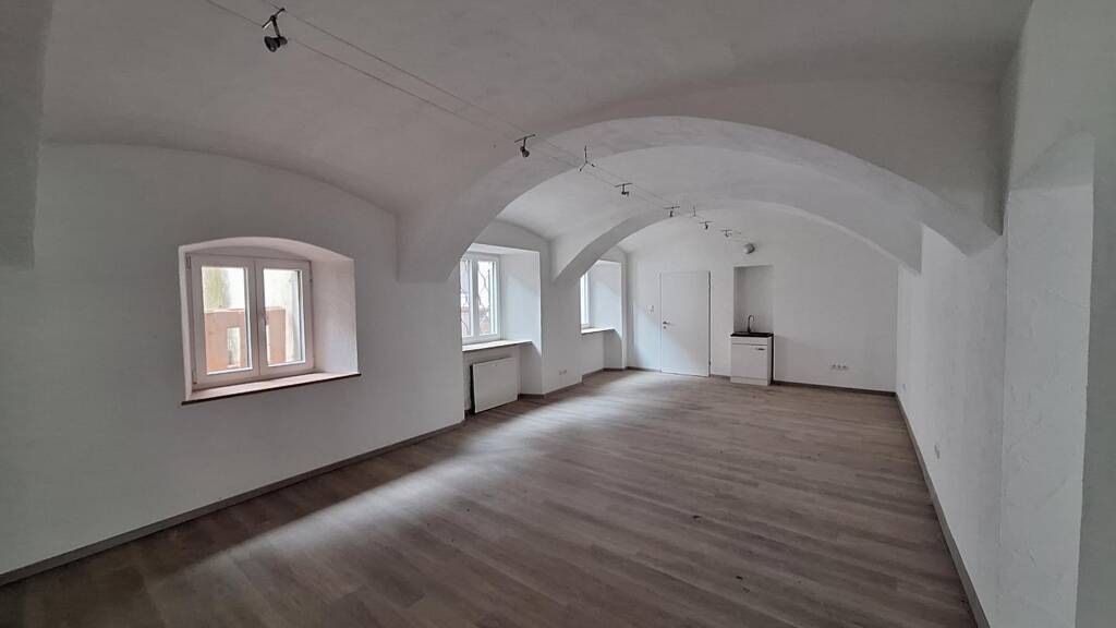 Laden zur Miete 1.185 € 4 Zimmer 100 m² Verkaufsfläche Friesach 9360