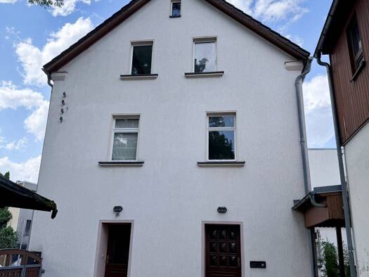 Mehrfamilienhaus zum Kauf 85.000 € 6 Zimmer 165 m² 490 m² Grundstück Lichtenstein Lichtenstein/Sachsen 09350