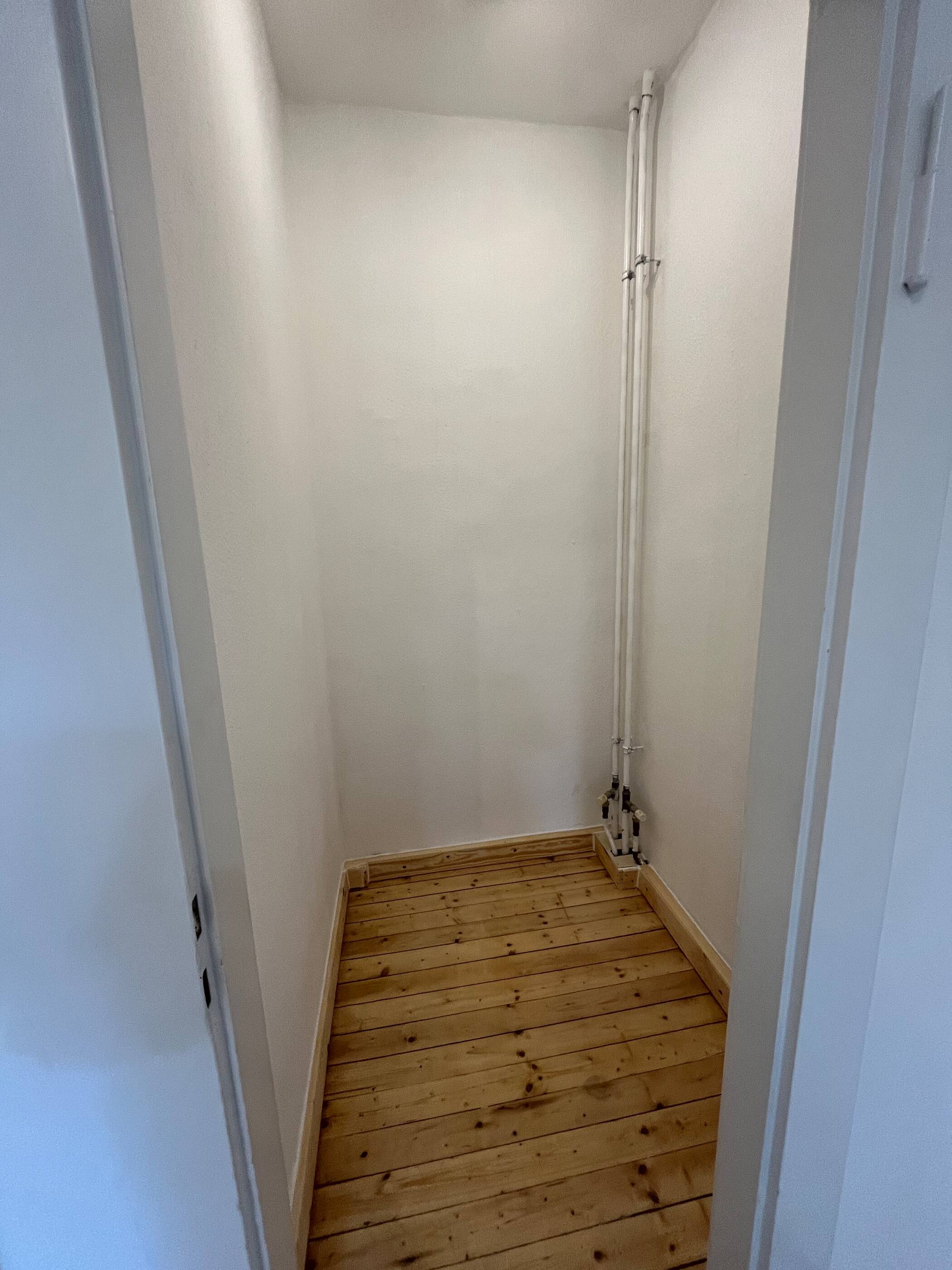 Charmante 3-Zimmer-Wohnung mit Holzdielen in zentraler, grüner Lage Nürnbergs – Nürnberg – Vorschaubild 6