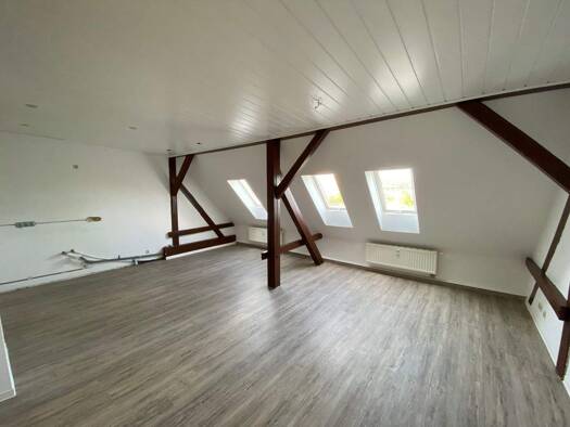 Wohnung zur Miete 470 € 3 Zimmer 94 m² frei ab sofort Berliner Straße 59 Weißwasser/O.L. 02943