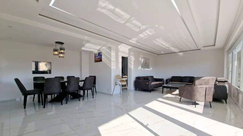 Haus zum Kauf 899.000 € 10 Zimmer 281 m² 941 m² Grundstück Ritterstraße 44 Wyhlen Grenzach-Wyhlen 79639