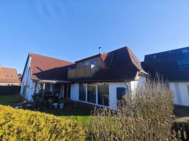 Mehrfamilienhaus zum Kauf provisionsfrei 380.000 € 9 Zimmer 340 m² 853 m² Grundstück Am Wall 3 Rehburg Rehburg 31547