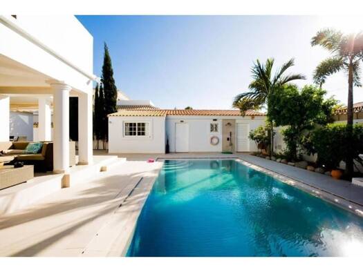 Villa zur Miete 7.500 € 4 Zimmer 300 m² Arona 38631