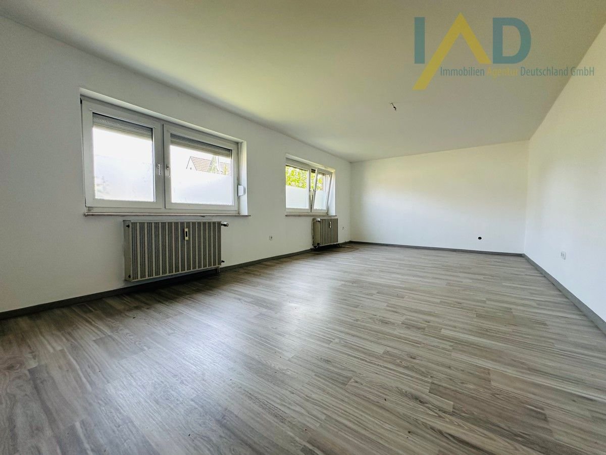 Mehrfamilienhaus zum Kauf 390.000 € 8 Zimmer 190 m²<br/>Wohnfläche 1.200 m²<br/>Grundstück Giesenkirchen - Nord Mönchengladbach 41238