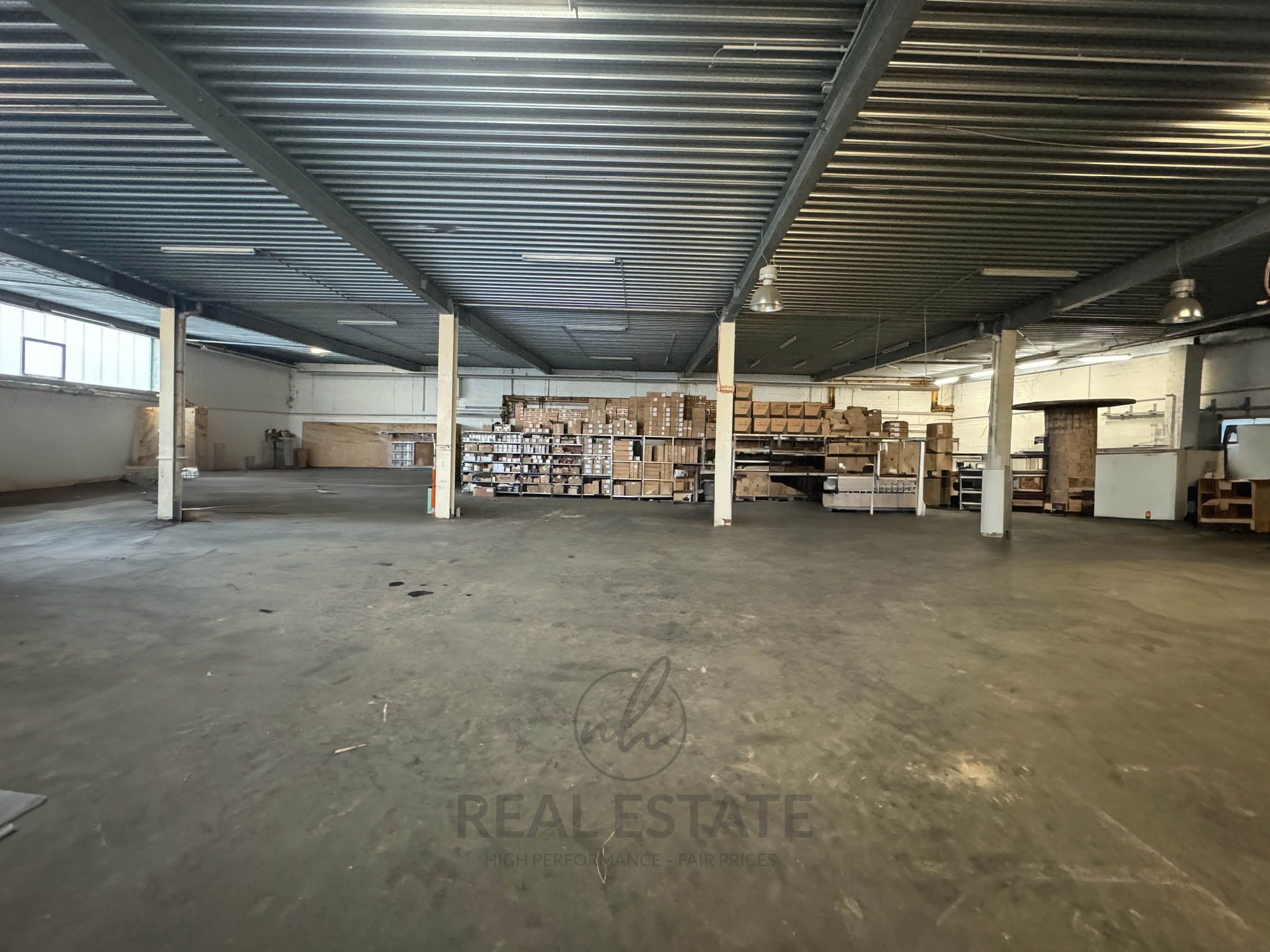 Lagerhalle zur Miete 1.350 m²<br/>Lagerfläche von 900 m² bis 1.350 m²<br/>Teilbarkeit Barsbüttel Barsbüttel 22885