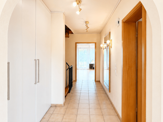 Reihenmittelhaus zum Kauf 349.000 € 5 Zimmer 105 m² 207 m² Grundstück Neuhofen 67141