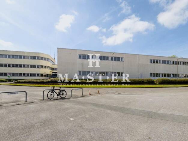 Lagerhalle zur Miete provisionsfrei 7,50 € 3.650 m² Lagerfläche teilbar ab 3.650 m² Hamburg 22525