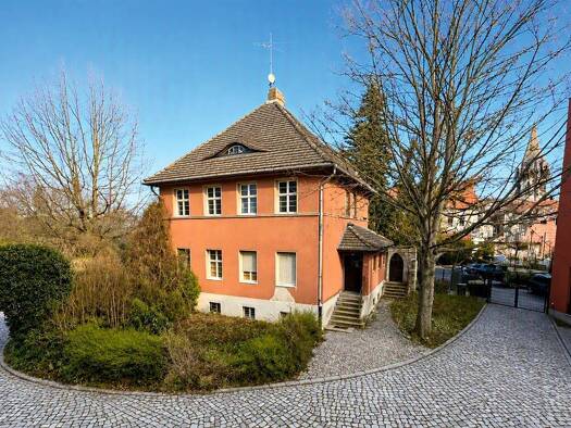 Villa zum Kauf 95.000 € 1 Zimmer 176 m² 651 m² Grundstück Bernburg Bernburg 06406