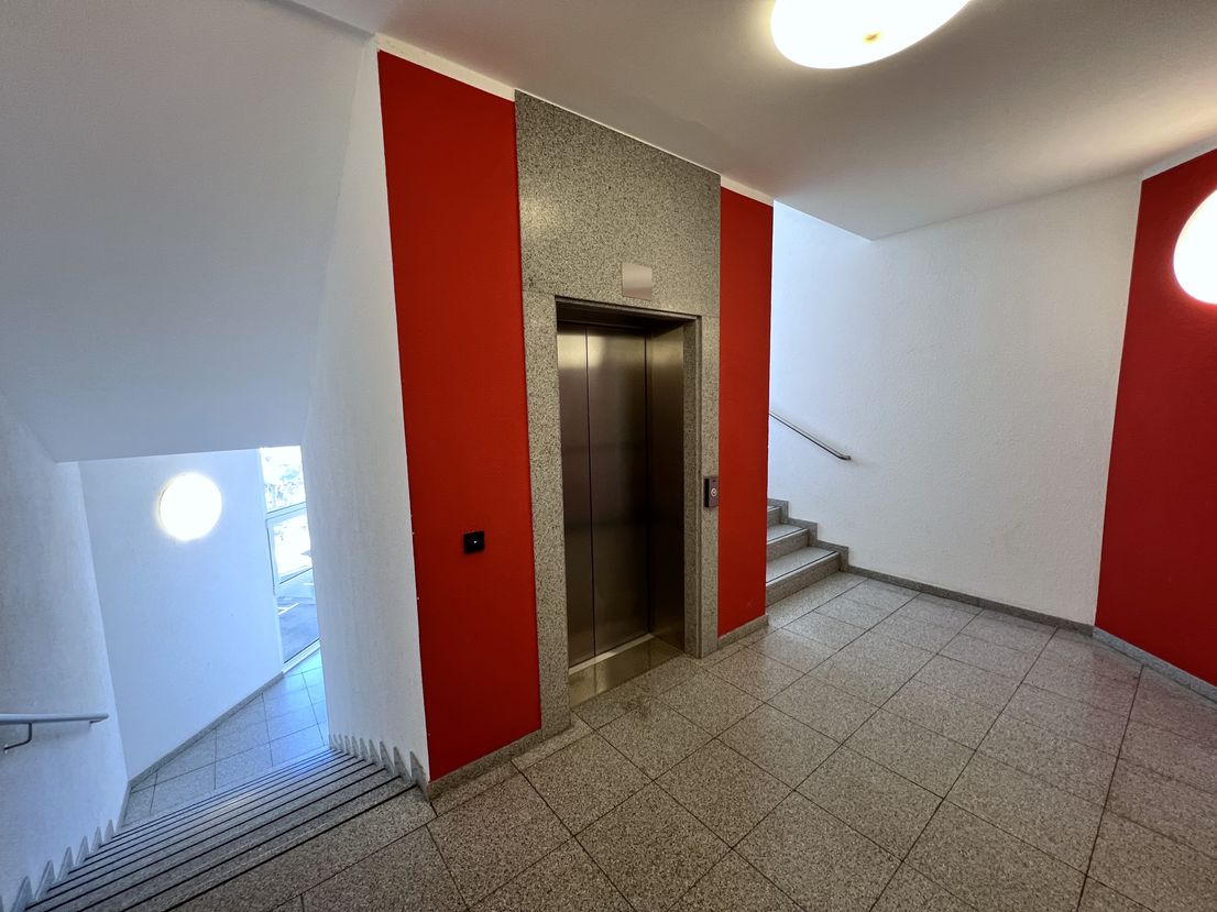 Studio zur Miete 390 € 1 Zimmer 27 m²<br/>Wohnfläche ab sofort<br/>Verfügbarkeit Nürnberger Str. 125-127 Stadtpark / Stadtgrenze 20 Fürth 90762