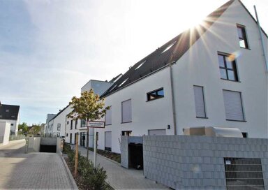 Wohnung zur Miete 700 € 3 Zimmer 103 m² frei ab sofort Frankfurter Str. Seligenstadt Seligenstadt 63500