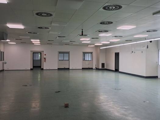 Lagerhalle zum Kauf 1.540.000 € 1.200 m² Lagerfläche Idstein Idstein 65510