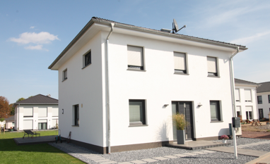 Einfamilienhaus zum Kauf Provisionsfrei 360.000 € 5 Zimmer 133 m² 614 m² Grundstück Nethestraße / Fritz-Reuter-Str. Burg Burg 39288