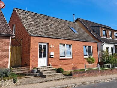 Einfamilienhaus zum Kauf 169.000 € 3 Zimmer 98 m² 399 m² Grundstück Overndorfer Straße 8 Kellinghusen 25548