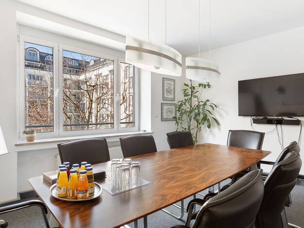 Bürofläche zur Miete provisionsfrei 866 € 18 m² Bürofläche Cuvilliésstraße Bogenhausen München 81679