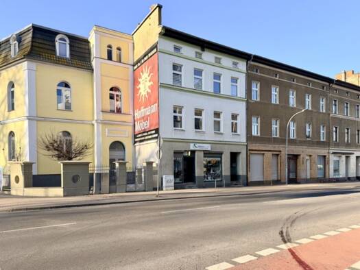Haus zum Kauf 164.900 € 9 Zimmer 190,6 m² 154 m² Grundstück Forst-Stadt Forst (Lausitz) 03149