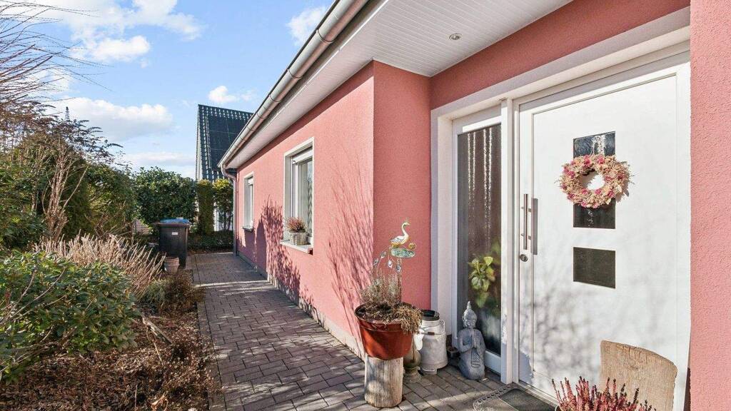 Einfamilienhaus zum Kauf 470.000 € 3 Zimmer 124 m² 748 m² Grundstück Wustermark 14641