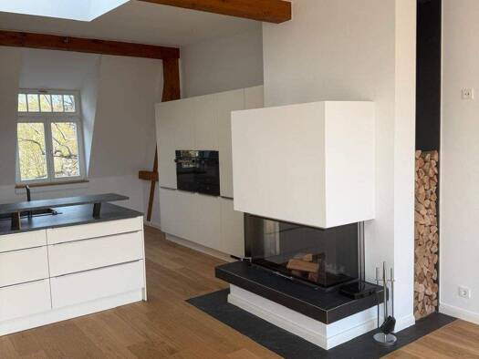 Wohnung zum Kauf 777.500 € 6 Zimmer 142 m² Geschoss 4/4 frei ab sofort Innenstadt Mitte 06110
