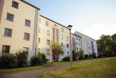 Wohnung zur Miete 499 € 3 Zimmer 76,8 m² 2. Geschoss frei ab 16.08.2026 Liebengrabenweg 38 Industriegebiet Süd Amberg 92224