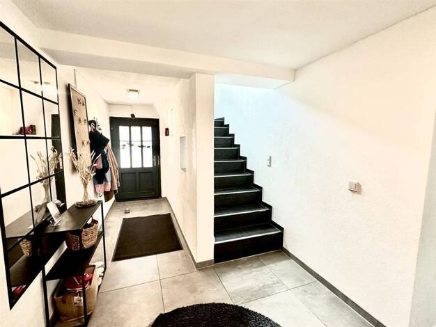 Einfamilienhaus zum Kauf 249.000 € 7 Zimmer 170 m² 1.300 m² Grundstück frei ab sofort Gemünden Gemünden , Westerw 56459