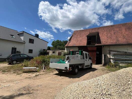 Haus zum Kauf 1.200.000 € 9 Zimmer 283 m² 5.000 m² Grundstück Trailsdorf Hallerndorf 91352