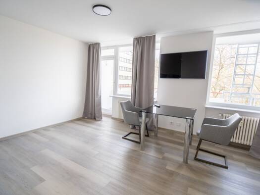 Studio zur Miete 1.100 € 1 Zimmer 38 m² 4. Geschoss Innenstadt Frankfurt am Main 60313
