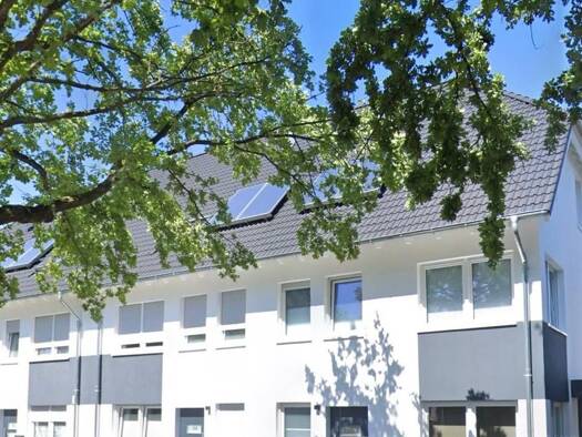 Reihenhaus zur Miete 1.800 € 6 Zimmer 177 m² 178 m² Grundstück frei ab 01.12.2026 Derne Dortmund 44329
