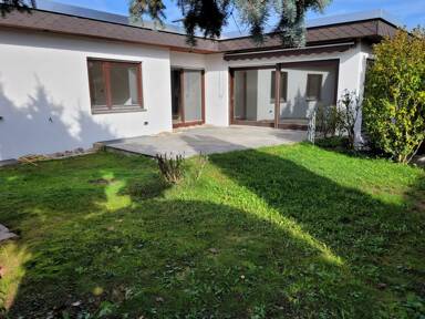 Einfamilienhaus zur Miete 2.100 € 5,5 Zimmer 172 m² 360 m² Grundstück frei ab 02.07.2025 Endersbach Weinstadt 71384