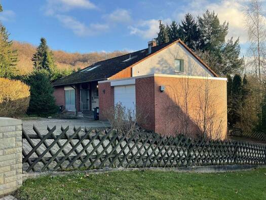 Mehrfamilienhaus zum Kauf 360.000 € 10 Zimmer 324 m² 2.000 m² Grundstück frei ab sofort Seesen 38723