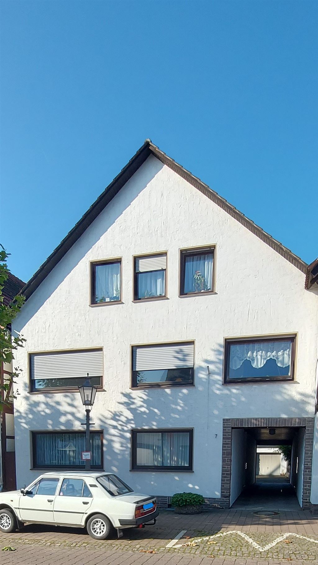 Wohnung zur Miete 400 € 3 Zimmer 85 m²<br/>Wohnfläche 01.01.2025<br/>Verfügbarkeit Beverungen Beverungen 37688