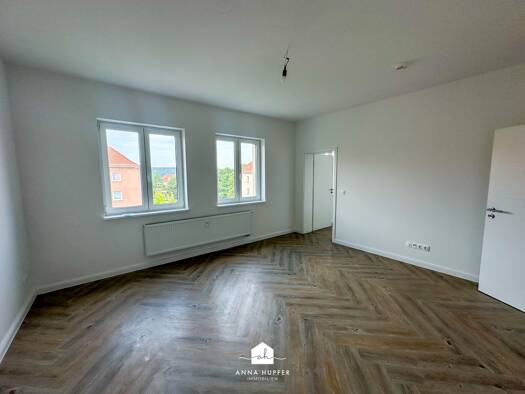 Wohnung zur Miete 340 € 1,5 Zimmer 47,6 m² 3 Geschosse frei ab 01.09.2026 Innenstadt Gera 07545