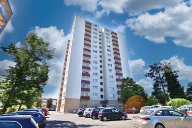Wohnung zur Miete 685 € 2 Zimmer 59,5 m² frei ab 01.07.2025 Kesselstadt Hanau 63454
