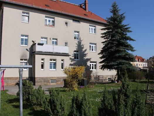 Wohnung zur Miete 570 € 3 Zimmer 76,2 m² 1. Geschoss frei ab sofort Rudolf-Renner-Straße 17 Pirna Pirna 01796