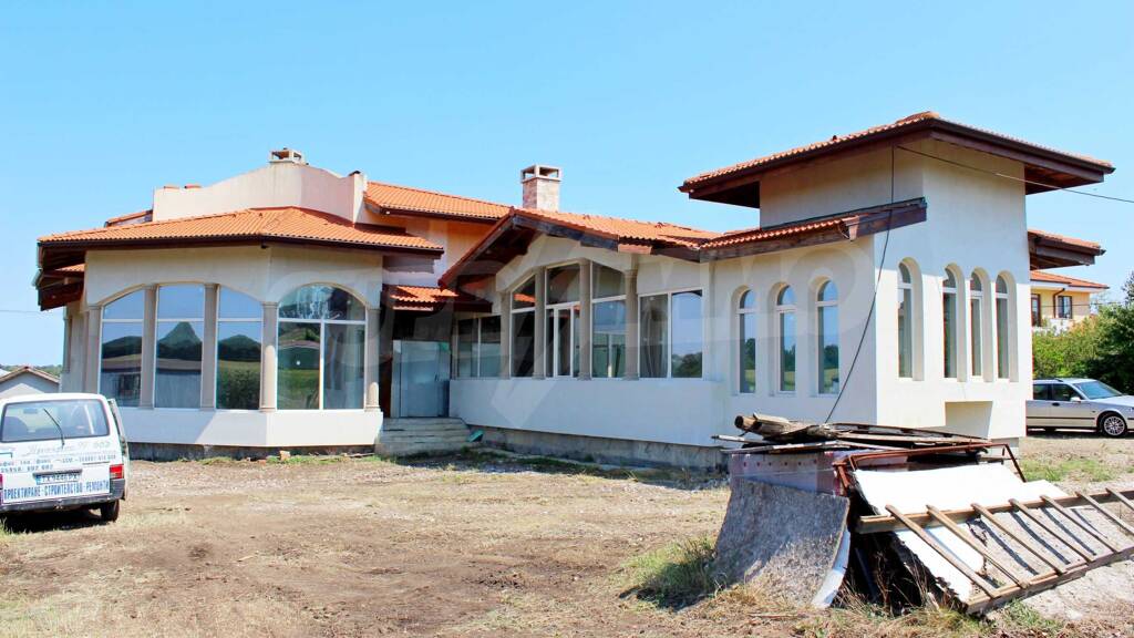 Reihenmittelhaus zum Kauf 212.000 € 10 Zimmer 468 m² Dobrich