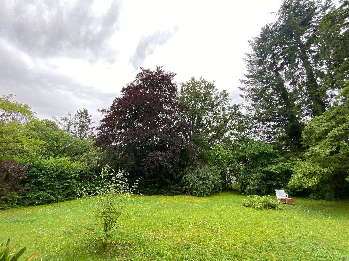 Wunderschönes, parkähnliches Baugrundstück für Villa, EFH oder Doppelhaus