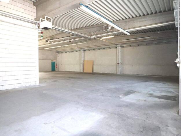 Lagerhalle zur Miete 3,47 € 850 m² Lagerfläche Geroldsgrün 95179
