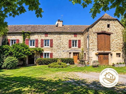 Haus zum Kauf 439.000 € 190 m² 29.356 m² Grundstück La Salvetat-Peyralès 12440